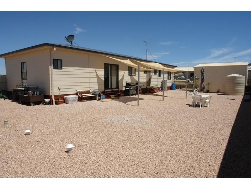 4 Reynolds Street, Moonta Bay SA 5558