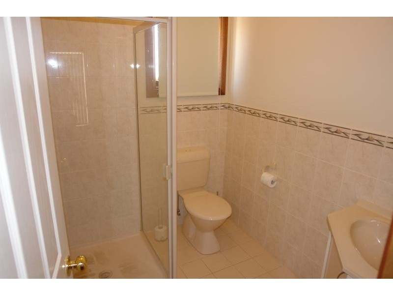 4 Reynolds Street, Moonta Bay SA 5558