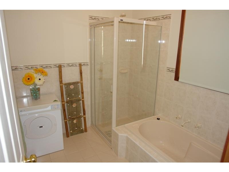 4 Reynolds Street, Moonta Bay SA 5558