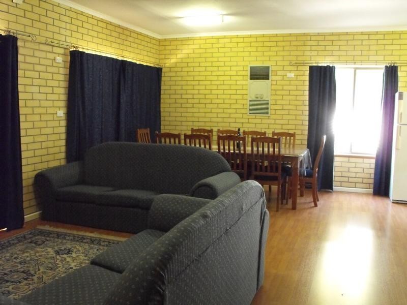 4 Narangga Terrace, Moonta Bay SA 5558