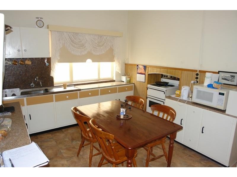 76 Caroline Street, Moonta SA 5558