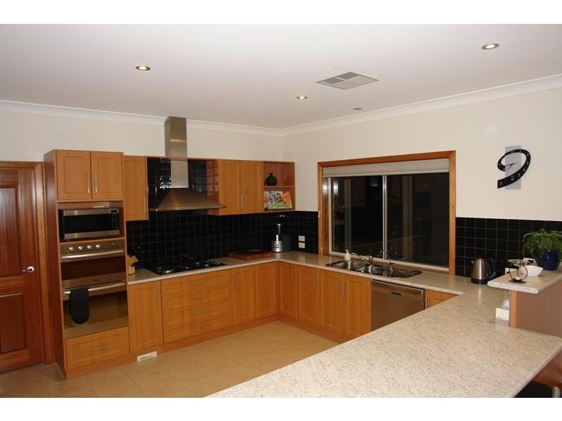 53 Moonta Road, Moonta Bay SA 5558