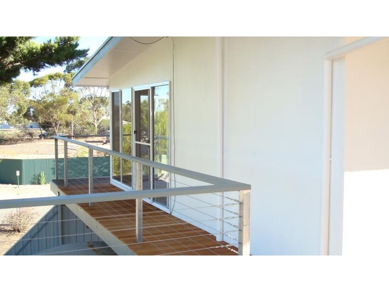 23-25 MANWURTA ST, Port Clinton SA 5570