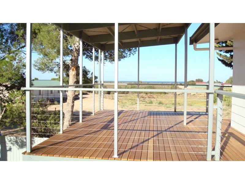 23-25 MANWURTA ST, Port Clinton SA 5570