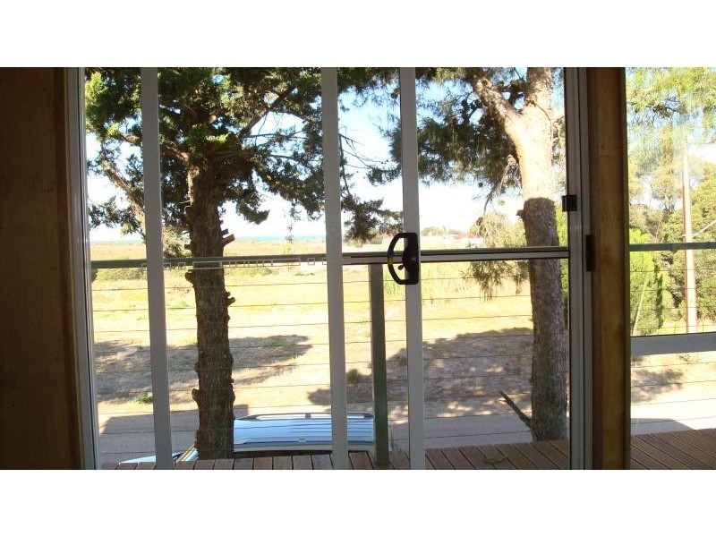 23-25 MANWURTA ST, Port Clinton SA 5570