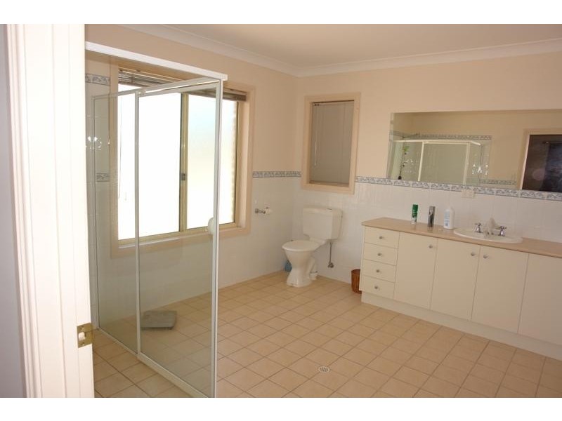 26 North Terrace, Moonta Bay SA 5558