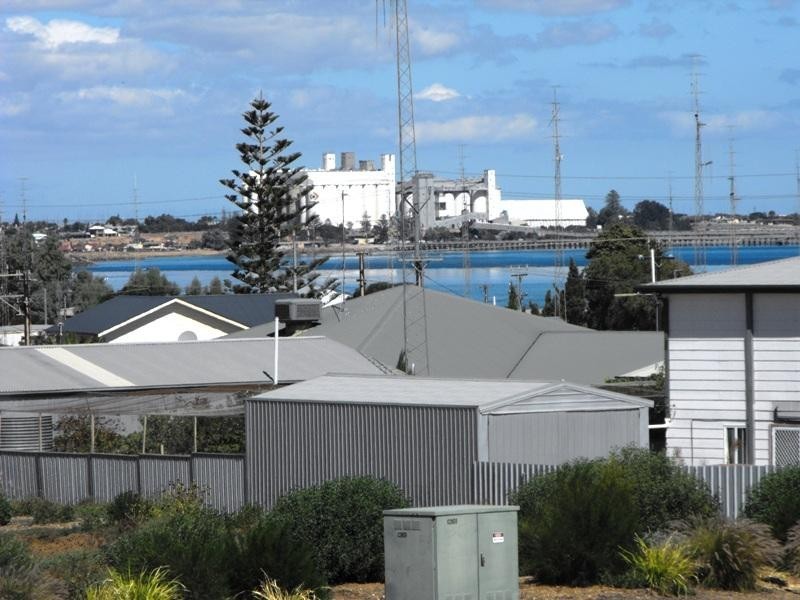 4 Farrell Road, North Shores, Wallaroo SA 5556