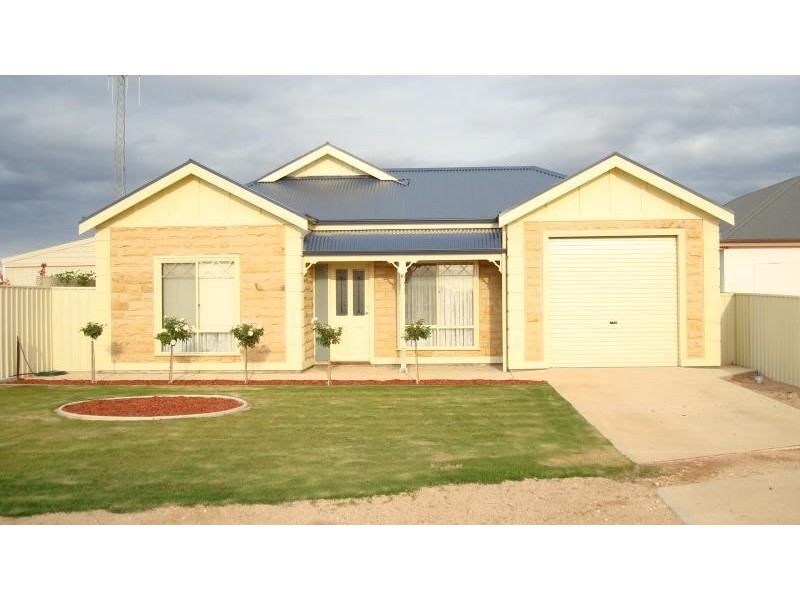 16 Clarke Street, Wallaroo SA 5556
