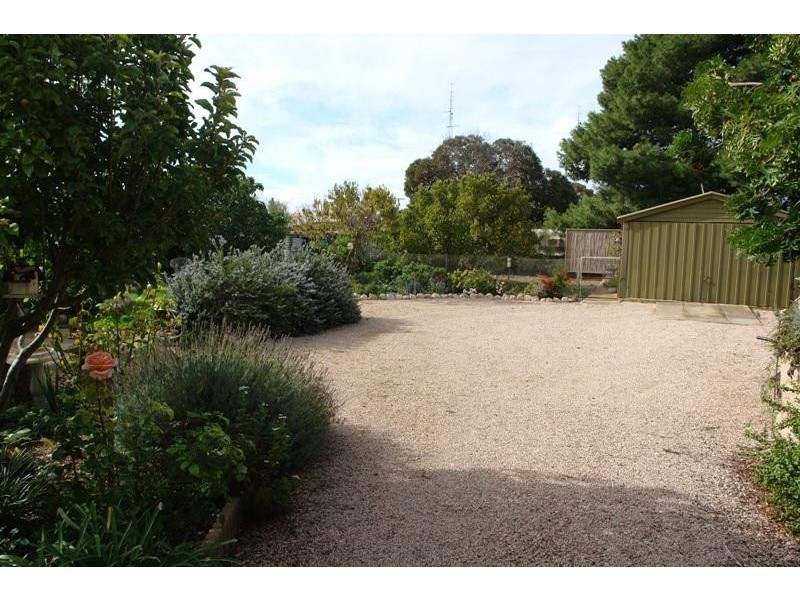 10 First Street, Moonta SA 5558