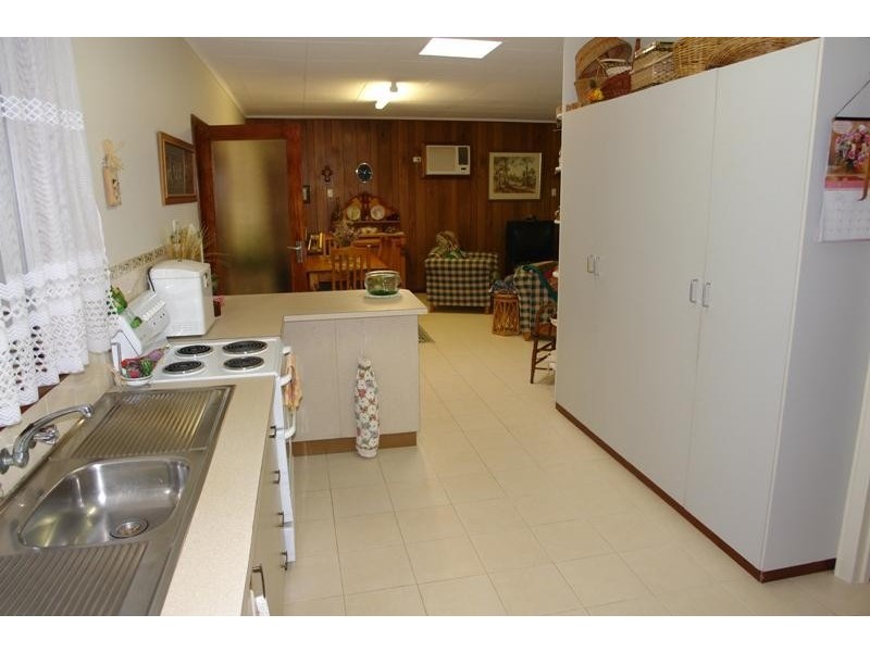 10 First Street, Moonta SA 5558