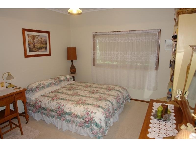 10 First Street, Moonta SA 5558