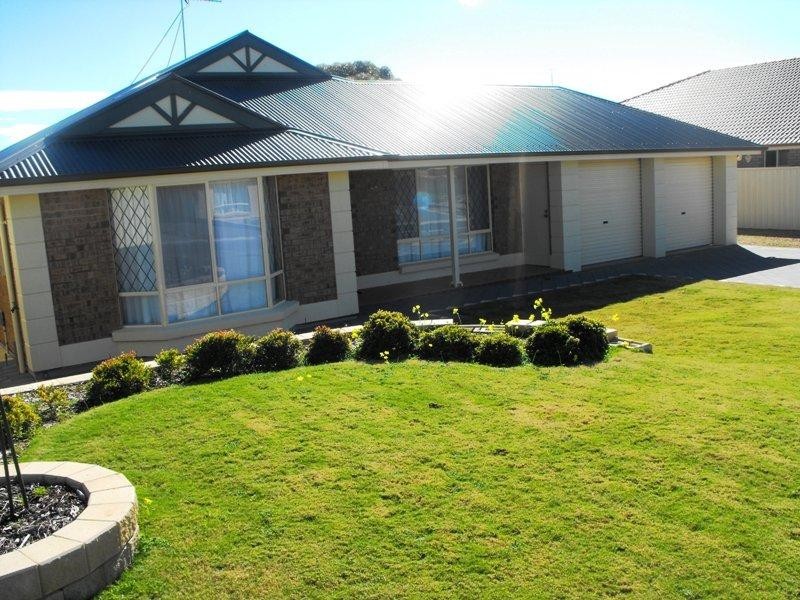 3 Minnipa Drive, Port Hughes SA 5558