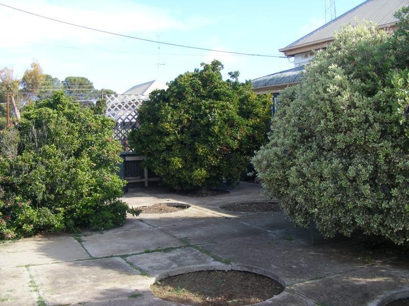 28 Russell Street, Kadina SA 5554