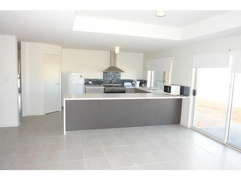 127 Pommern Way, Wallaroo SA 5556