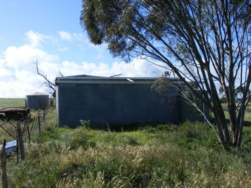 221 s Hobbs Road, Port Broughton SA 5522
