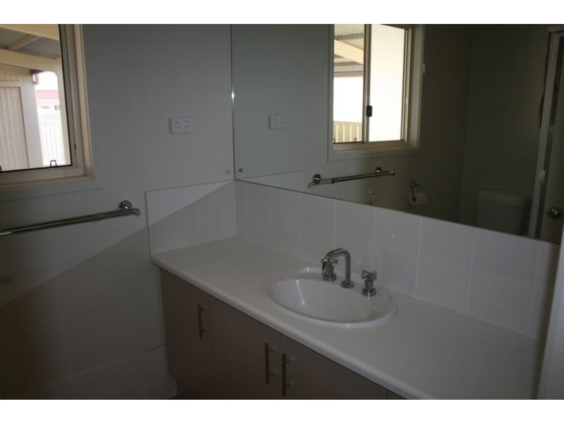 3 Loller Street, Moonta Bay SA 5558