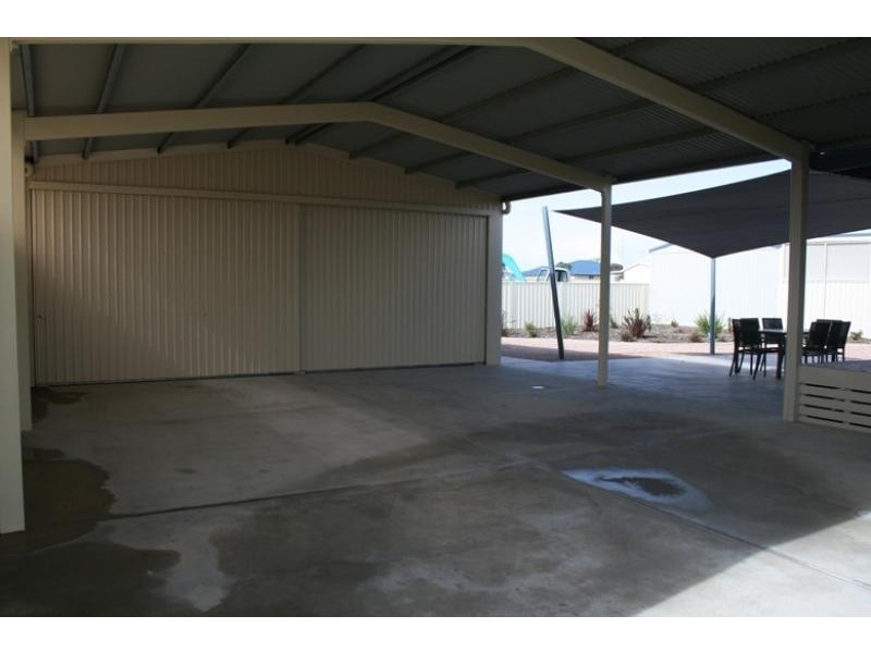 3 Loller Street, Moonta Bay SA 5558