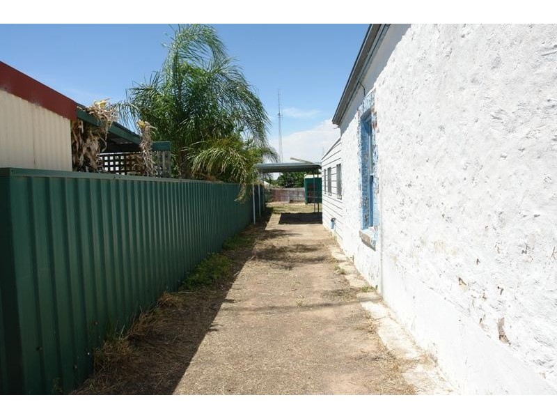 60 Caroline Street, Moonta SA 5558