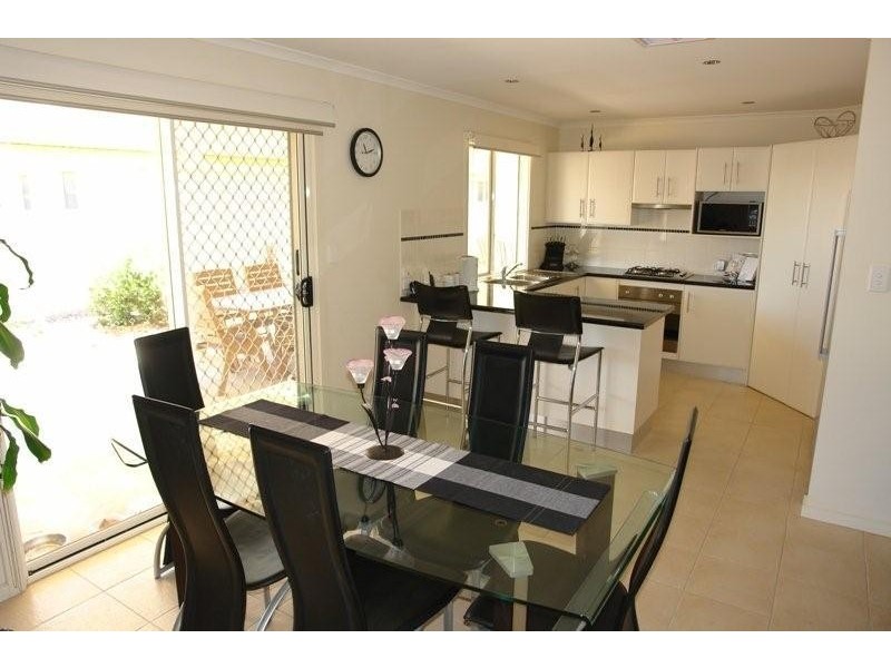 1 Hazel Street, Moonta Bay SA 5558
