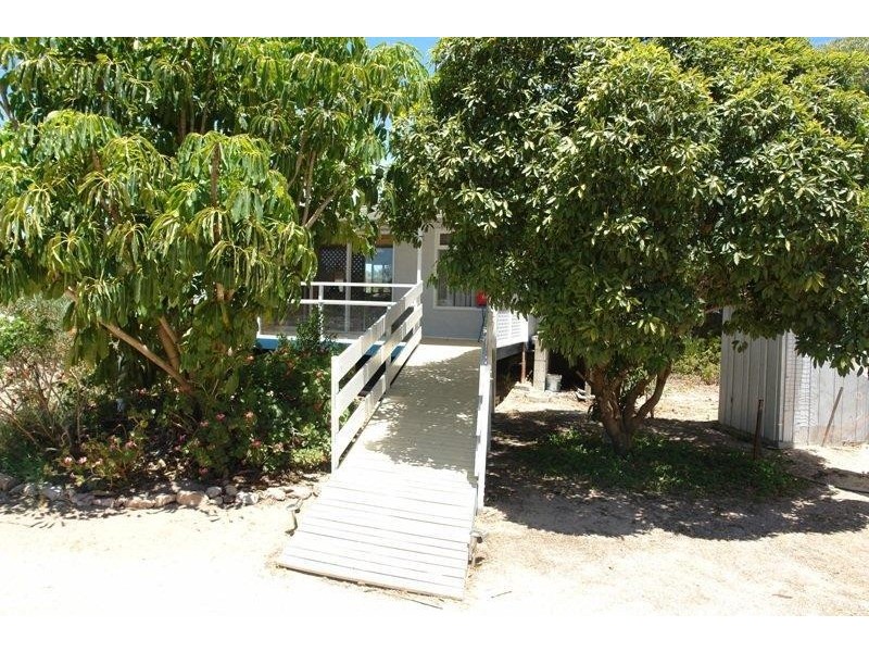 5 Moonta Road, Moonta Bay SA 5558