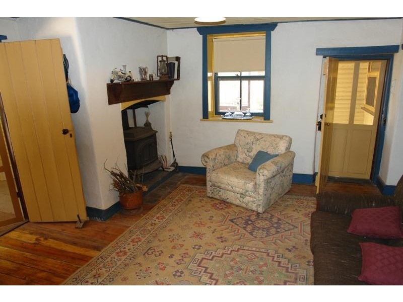 601 Mitchell Street, Moonta Mines SA 5558