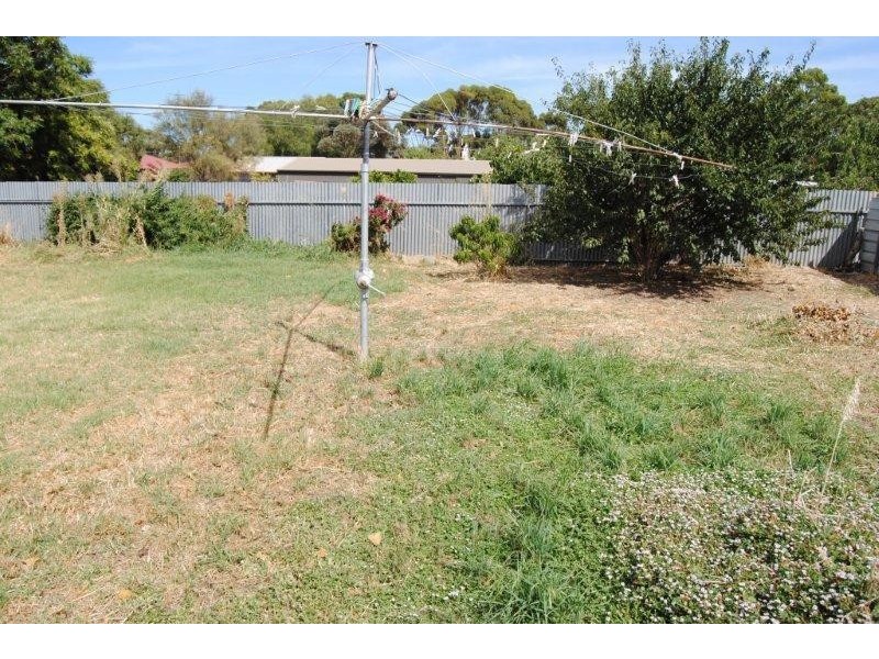 34 Caroline Street, Maitland SA 5573