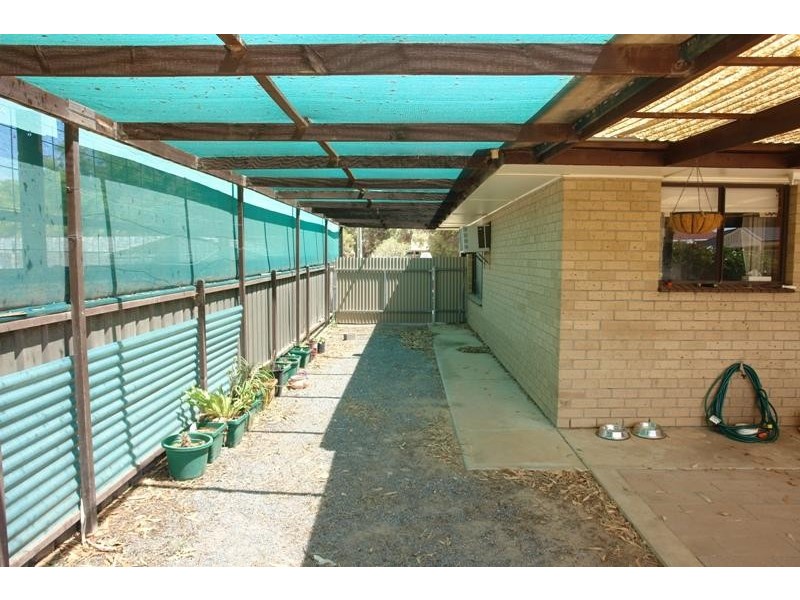 100 Bay Road, Moonta Bay SA 5558