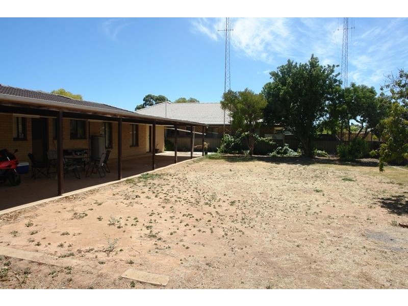 100 Bay Road, Moonta Bay SA 5558