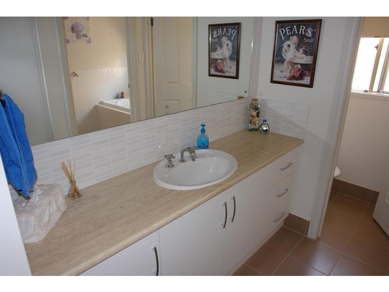 2 Woodward Street, Moonta Bay SA 5558