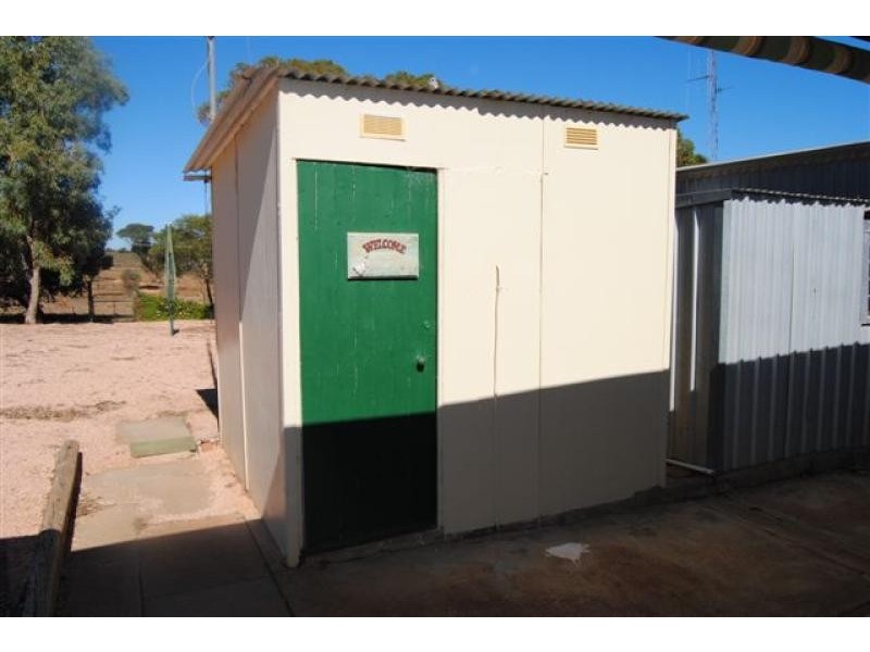 22 High Street, Tickera SA 5555