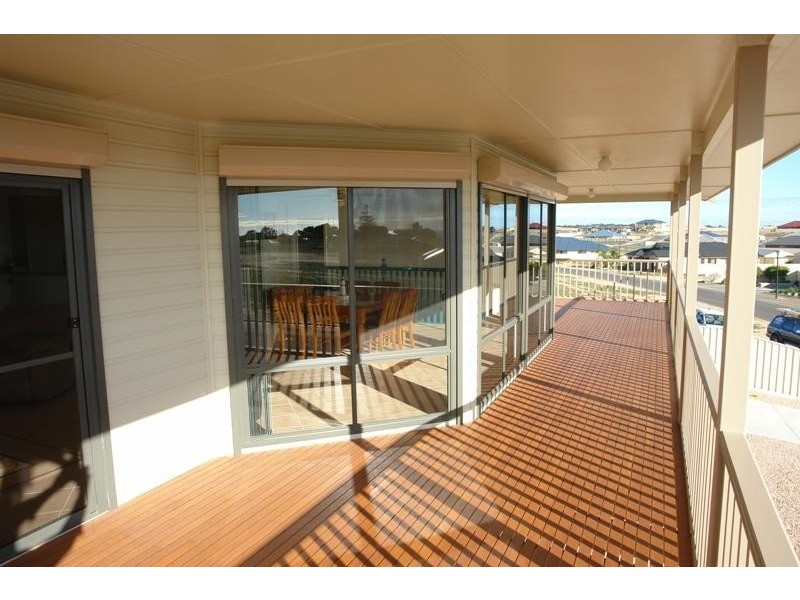14 Sanders Street, Moonta Bay SA 5558