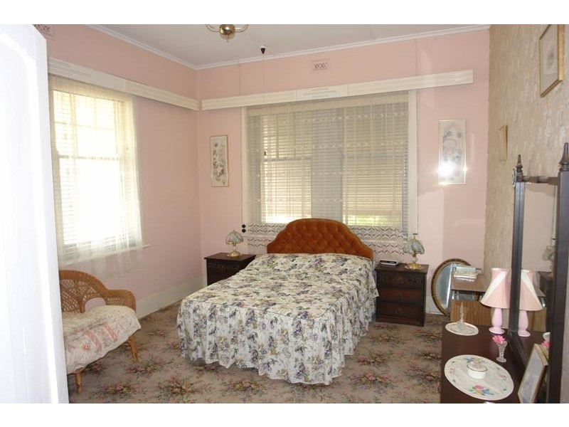 37 Robert Street, Moonta SA 5558