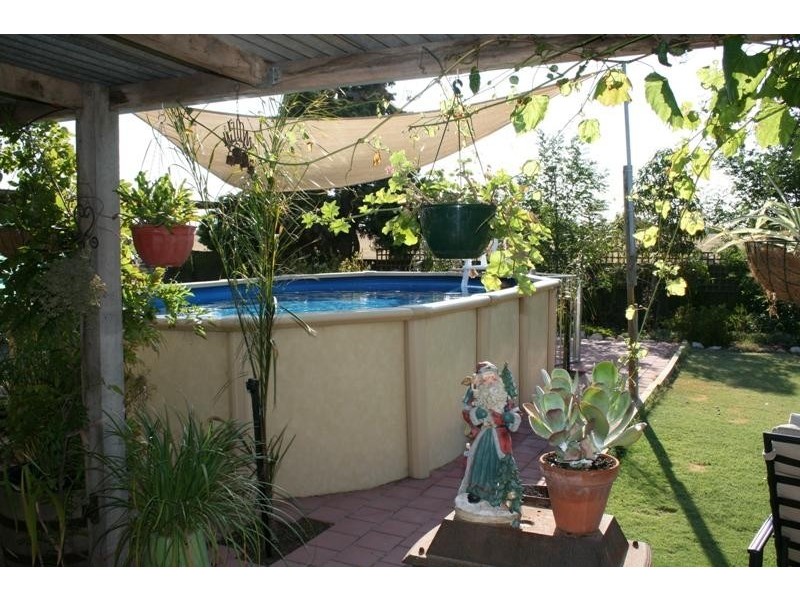 329 Derrington Terrace, East Moonta SA 5558