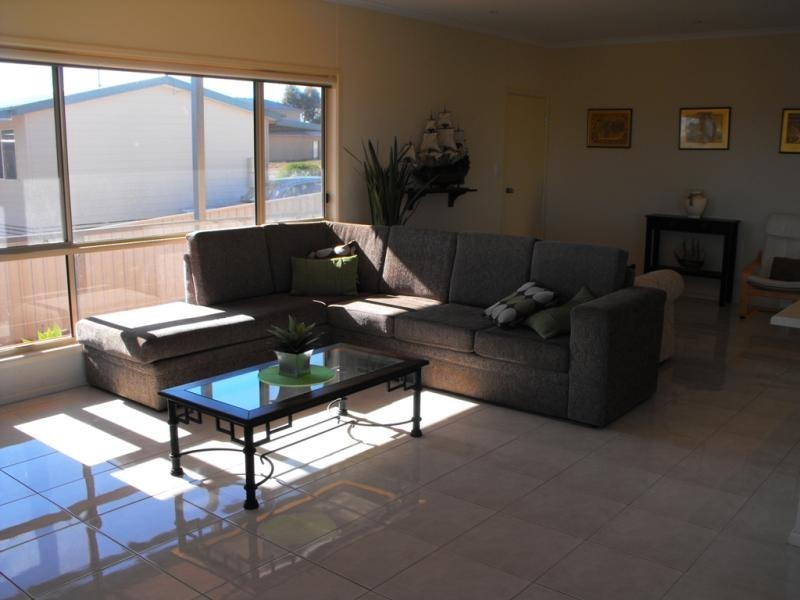 20 Seaview Road, Moonta Bay SA 5558