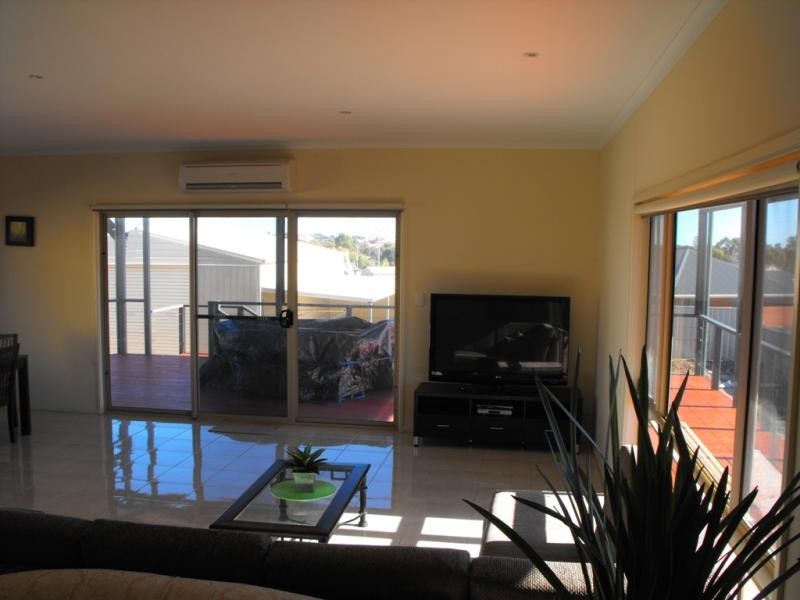 20 Seaview Road, Moonta Bay SA 5558