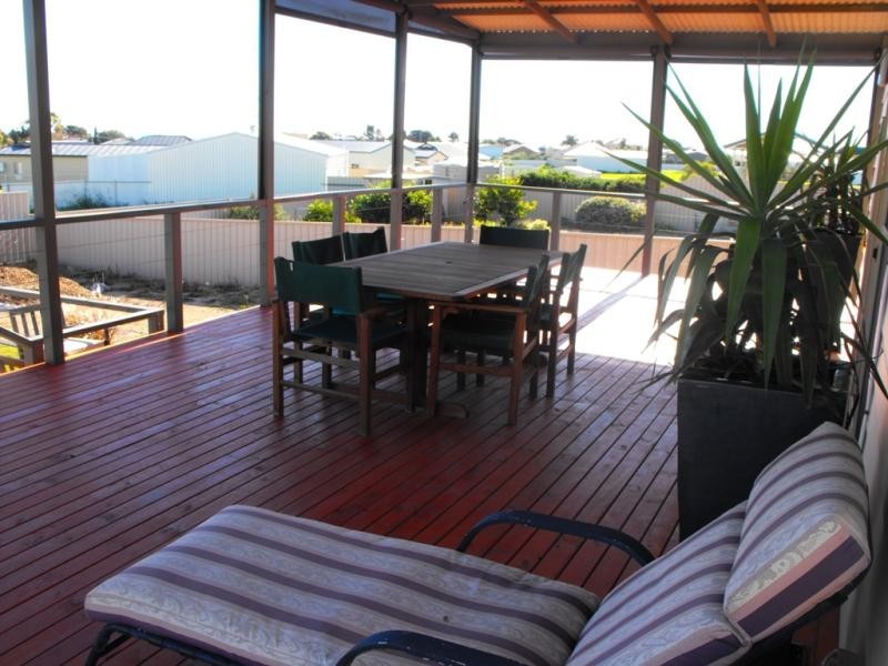 20 Seaview Road, Moonta Bay SA 5558