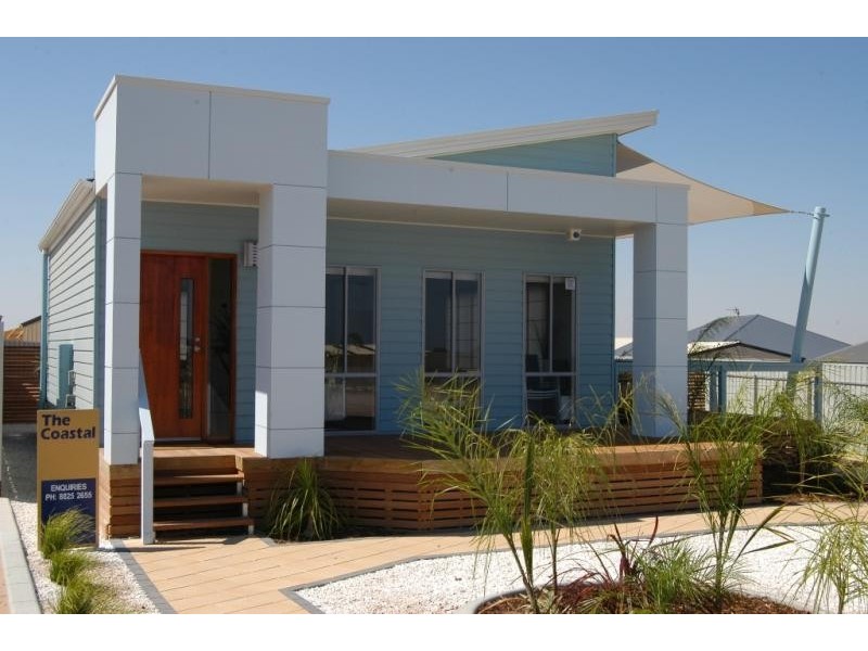 14 Trembath St, Moonta Bay SA 5558