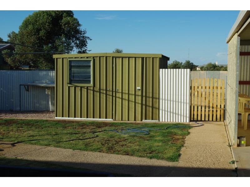 2 Richard St, Wallaroo SA 5556