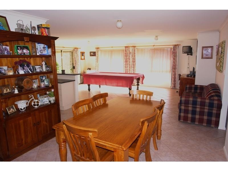 19 Highview  Grove, Moonta Bay SA 5558