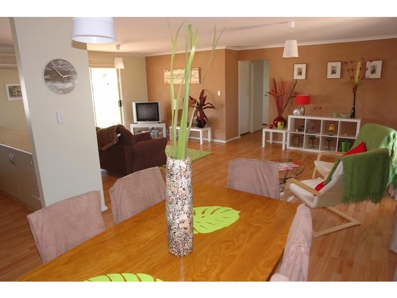 13 Andrew Street, Moonta Bay SA 5558