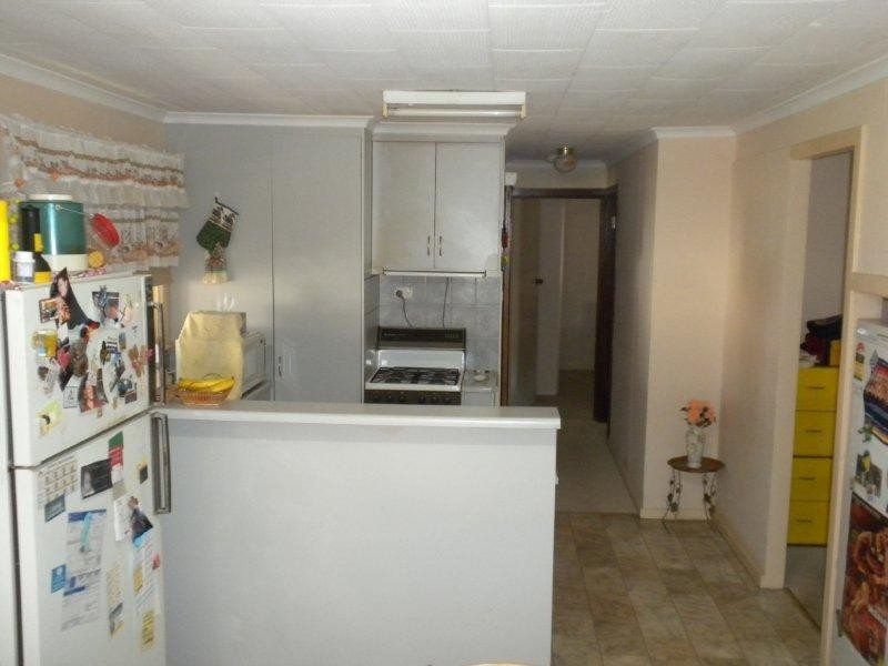 16 Ernest Tce, Wallaroo SA 5556