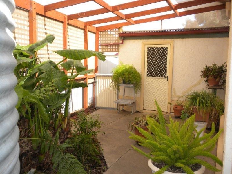 21 Port Road, Kadina SA 5554