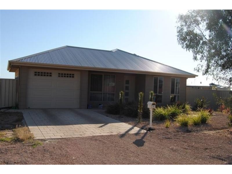 33 Hills Road, Moonta SA 5558