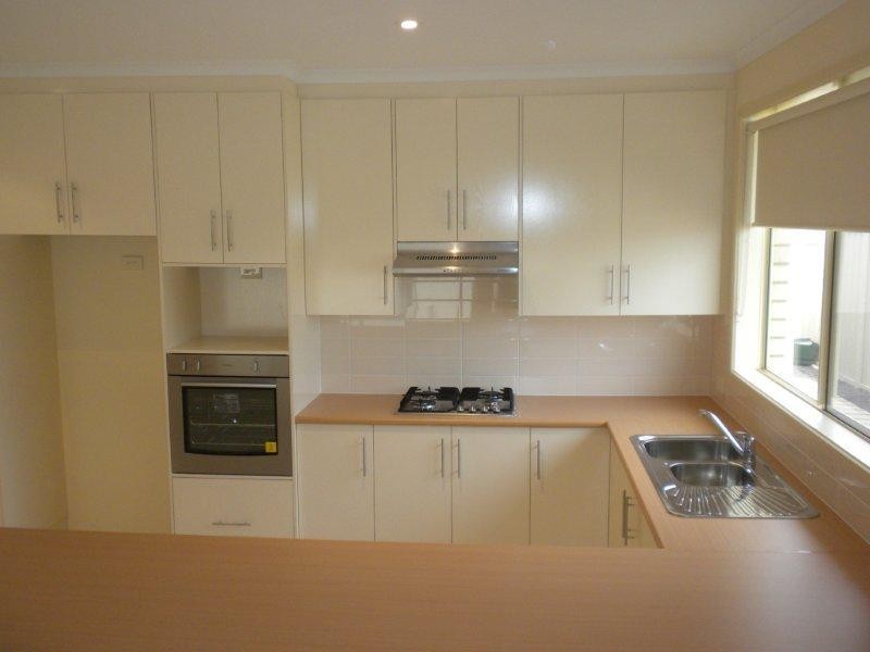 12 Albatross Street, Wallaroo SA 5556