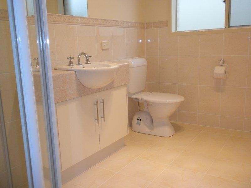 12 Albatross Street, Wallaroo SA 5556