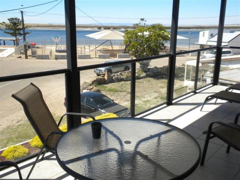 67 Snapper Road, Fisherman Bay SA 5522