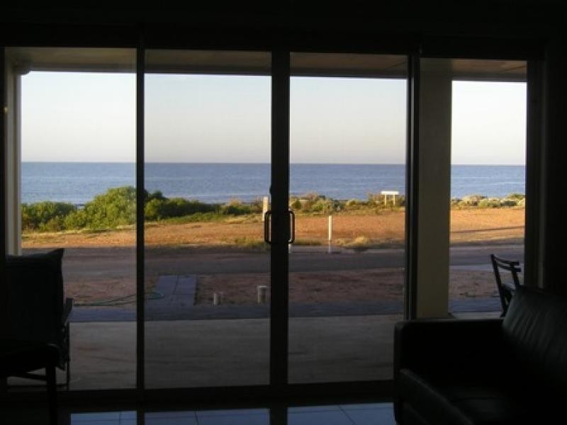 43 Palmer Esplanade, Wallaroo SA 5556