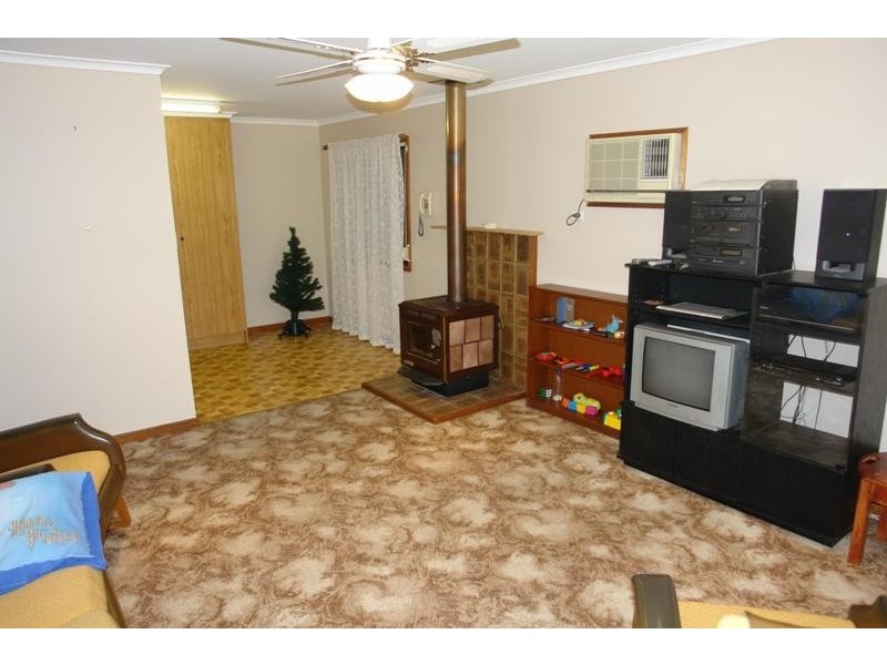 61 Haylock Road, North Moonta SA 5558