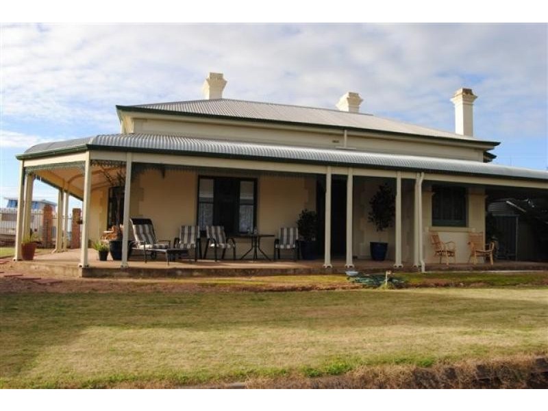114 Narangga Tce, Moonta Bay SA 5558