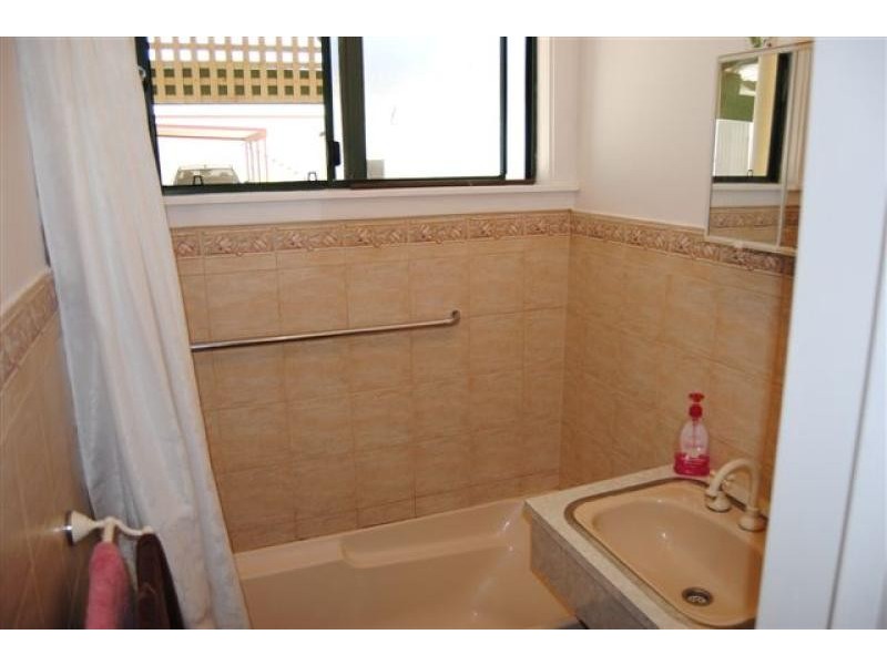 25 The  Parade, Clinton SA 5570